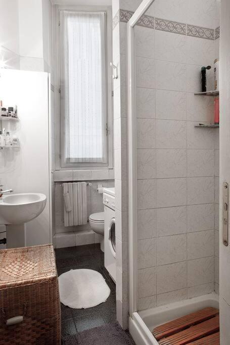 Apartment With Terrace In Central Milano Ngoại thất bức ảnh